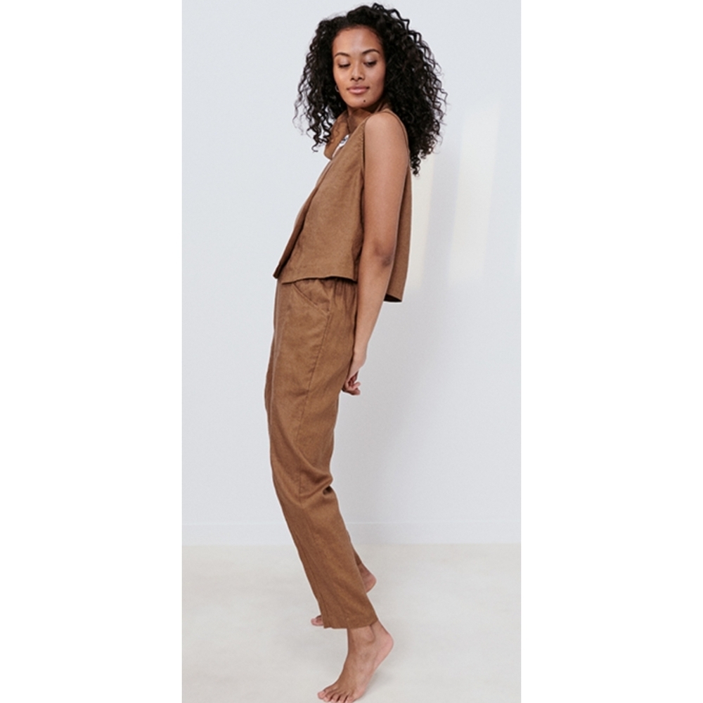 NWT lunya Woven Linen Sleeveless Shirt, Size Medium, Color Lush Caramel - Picture 3 of 11